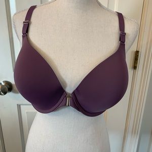 SOMA Memorable front close racer back bra NWT 38D
